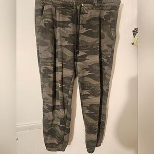 Wild Fable Green Camouflage Joggers